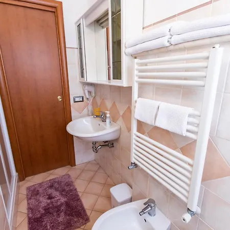 圣安娜住宿加早餐旅馆 3* 阿杰罗拉