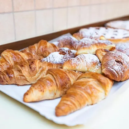 圣安娜住宿加早餐旅馆 3* 阿杰罗拉