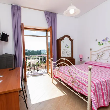 Sant'anna Bed & Breakfast 아제롤라